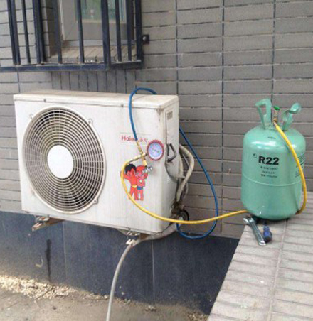 德城空调加氟